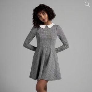 MODCLOTH DRESS